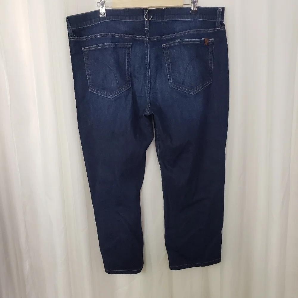 Joe's Jeans Men's The Classic fit denim jeans size 38